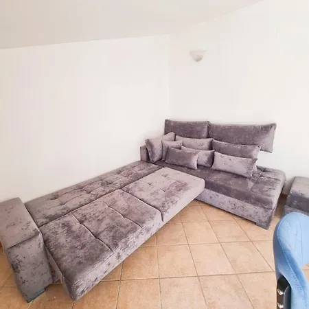 Apartment Conero-alba Al Mare-cocco-5 Min A Piedi Dal Mare